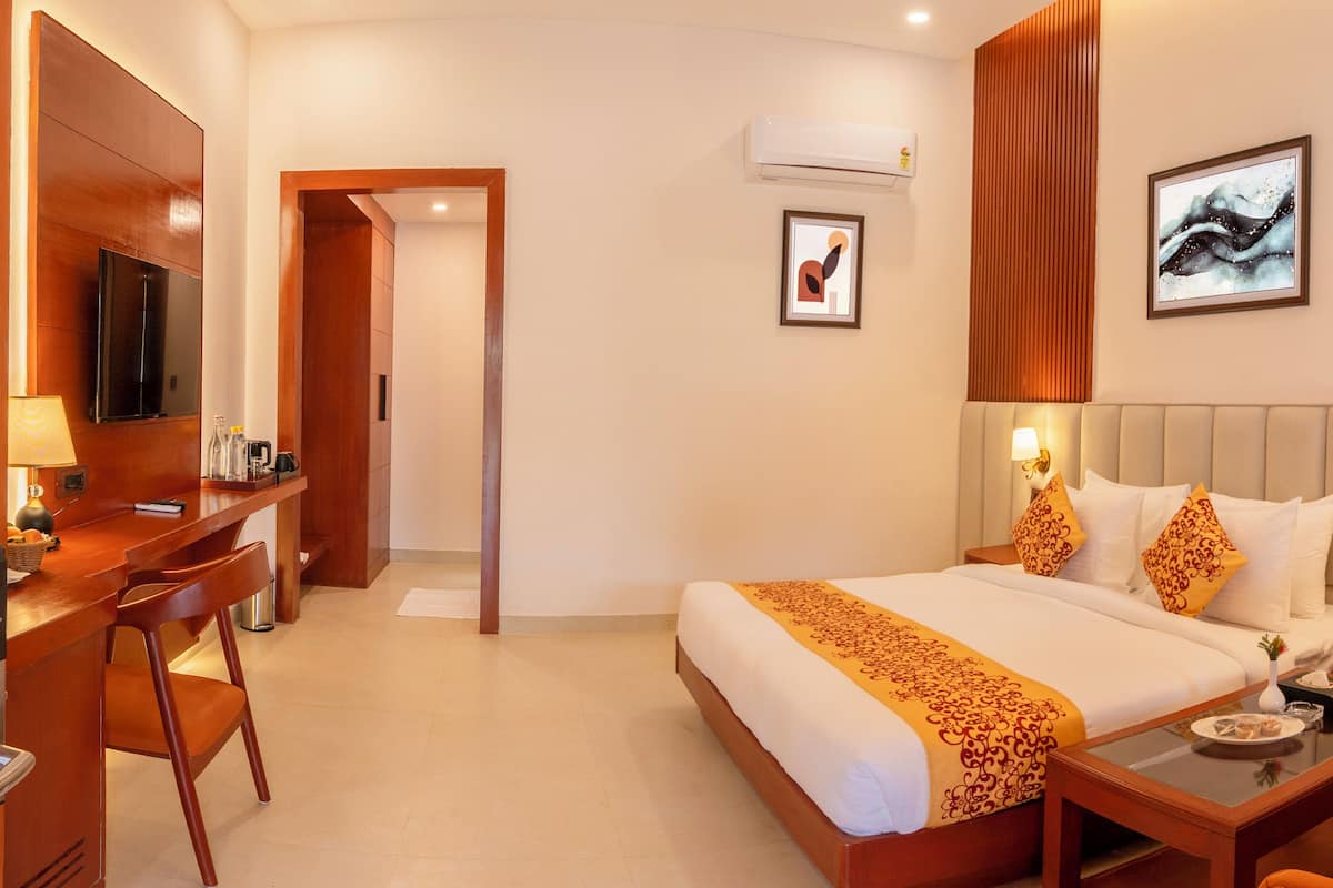 Bureau, espace de travail pour ordinateur portable, Wi-Fi gratuit