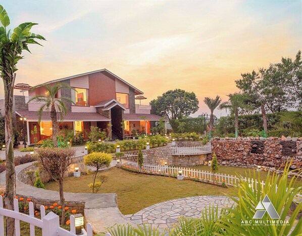 Front of property - The Corbett Sapphire (Kaladhungi)