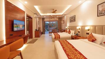 Desk, laptop workspace, free WiFi