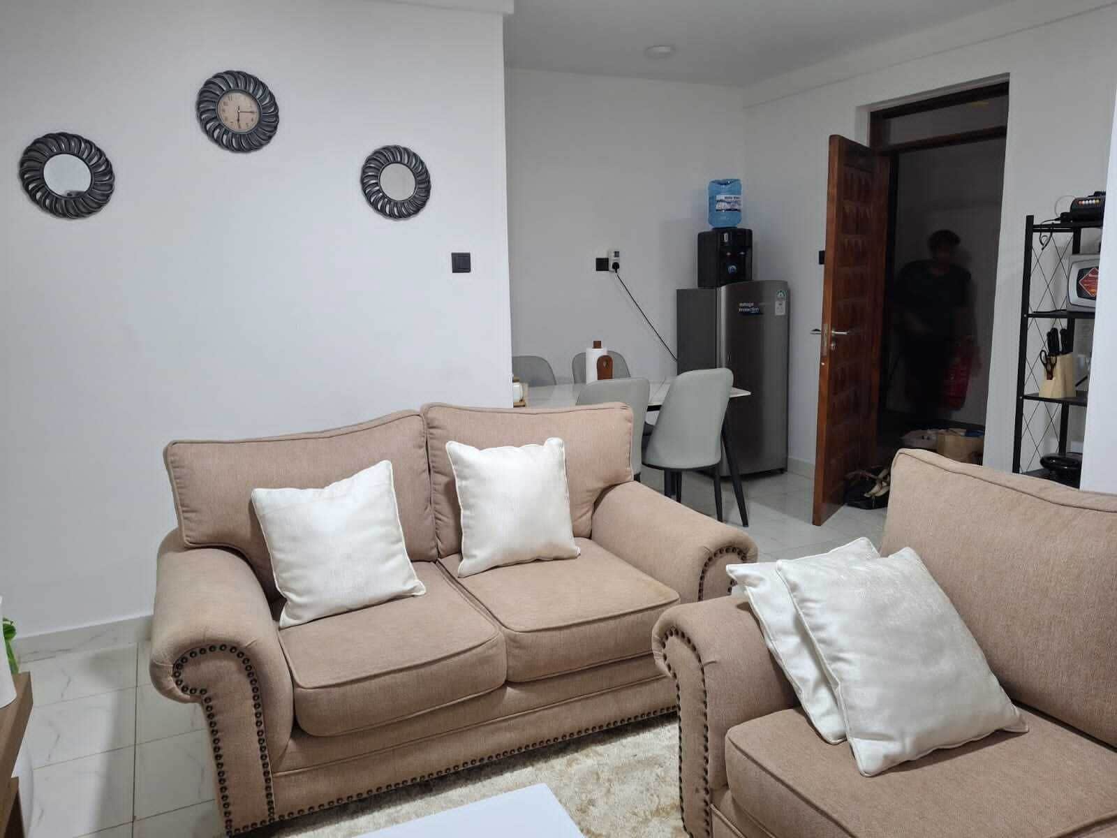 Deluxe Apartment, Balcony, City View | Living area | Smart TV