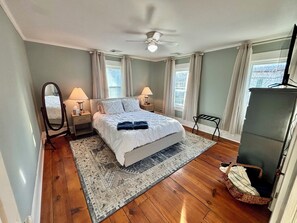 4 bedrooms, WiFi, bed sheets - Home on Elk Creek (Millheim)