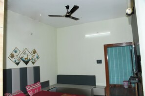 Phòng Deluxe | Giường gấp/giường phụ (phụ phí), truy cập Internet không dây miễn phí 