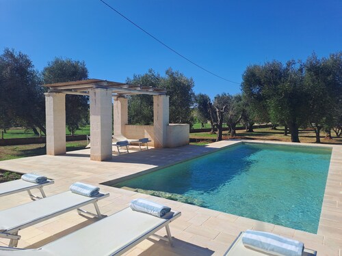 Lovely 4 bed 3 bathroom country house & pool Prime location near Ceglie & Ostuni