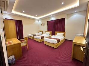Triple Room | In-room safe, free WiFi - Almaghreby hotel 2 (Madinah)