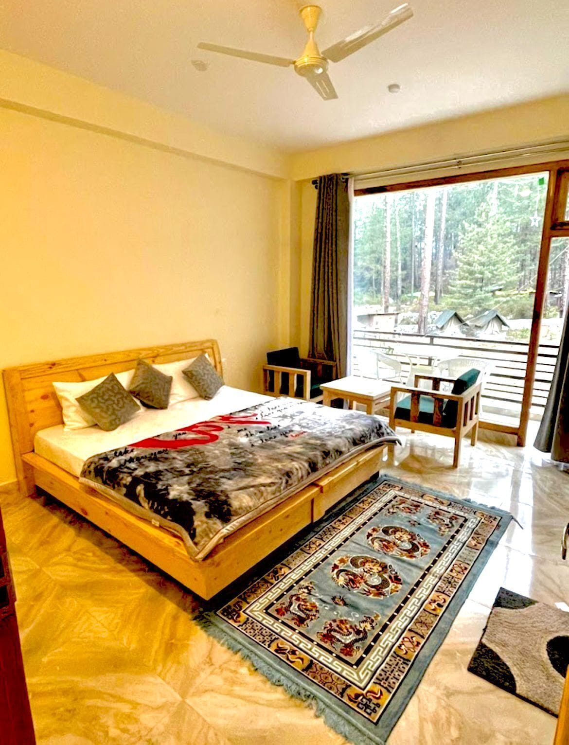 Luxury Room, Mountain View | Bed sheets