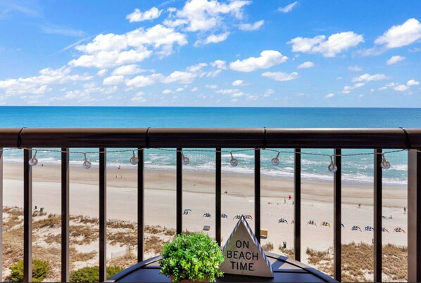 On the beach - Beach Colony Oceanfront w/ Indoor & Outdoor Pools (Myrtle Beach)