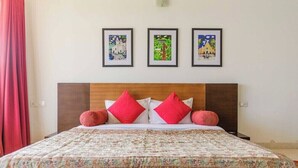 3 bedrooms, iron/ironing board, WiFi, bed sheets - 3Bed Room Villa with Private Pool North Goa (Goa)