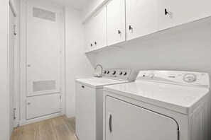 Rumah | 5 kamar tidur dan internet