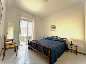 Room - Comfortable house close to the beach in Bibione (Bibione)