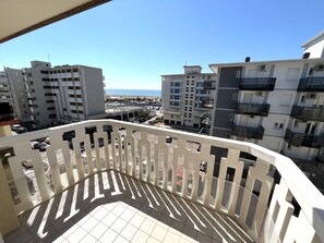 Property grounds - Bright flat with terrace overlooking the sea (Bibione)