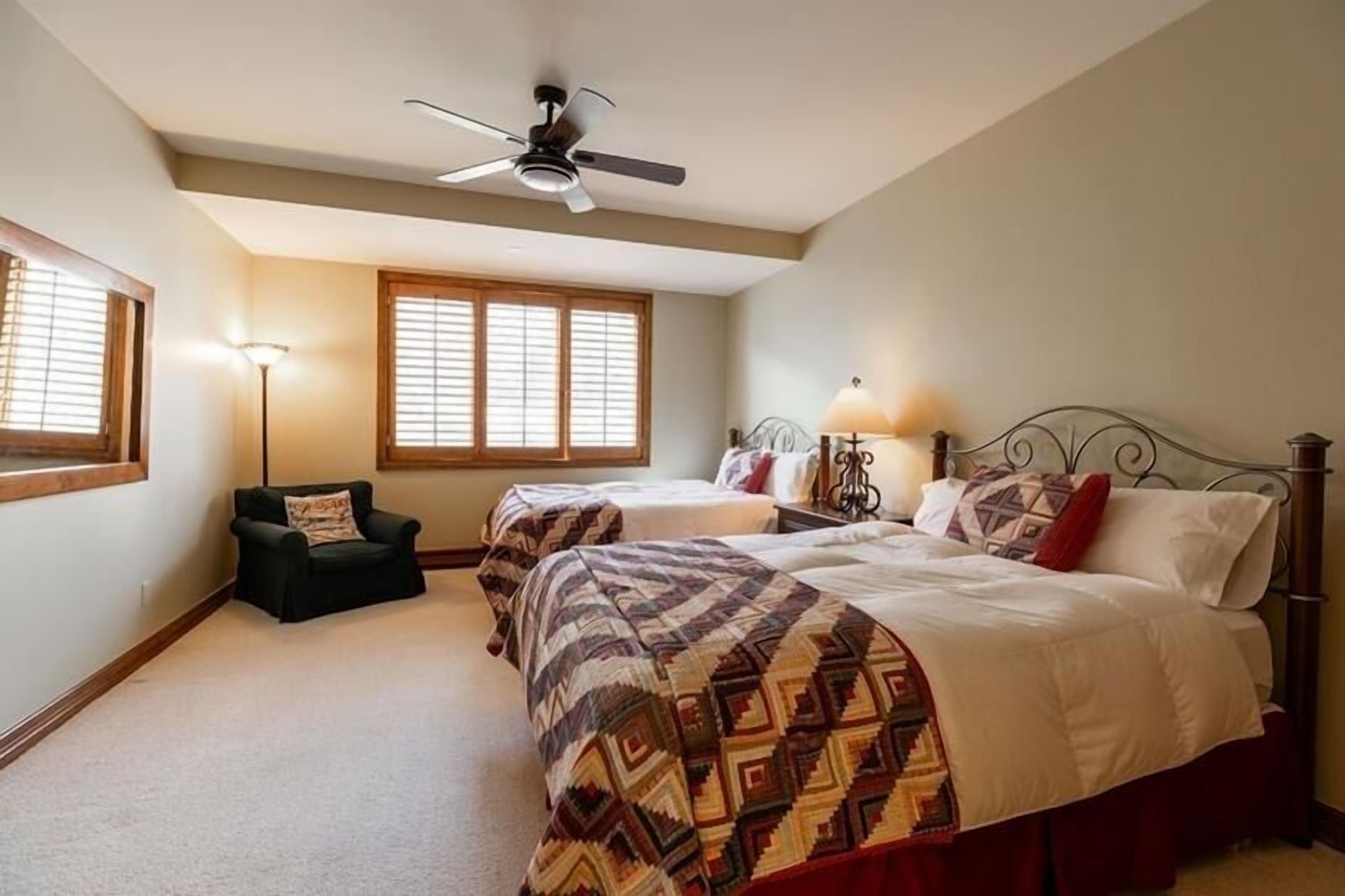 Condo, 5 quartos | 5 quartos