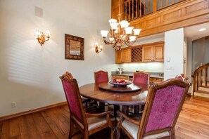 Condo, 5 Bedrooms | Dining - Strawberry Park #604 5 Bedroom Condo (Avon)