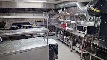 Fridge, microwave, stovetop, electric kettle