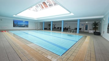 Innenpool, beheizter Pool