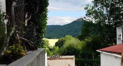 Apartment Liana with Castle View
