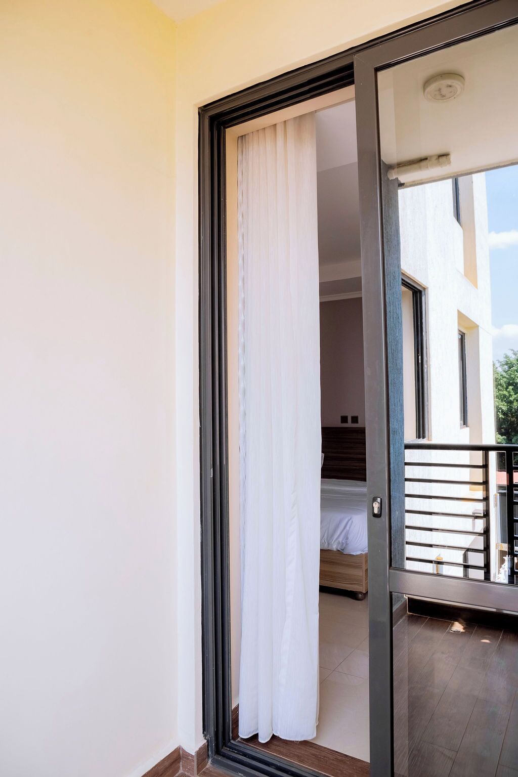 Fer et planche à repasser, Wi-Fi