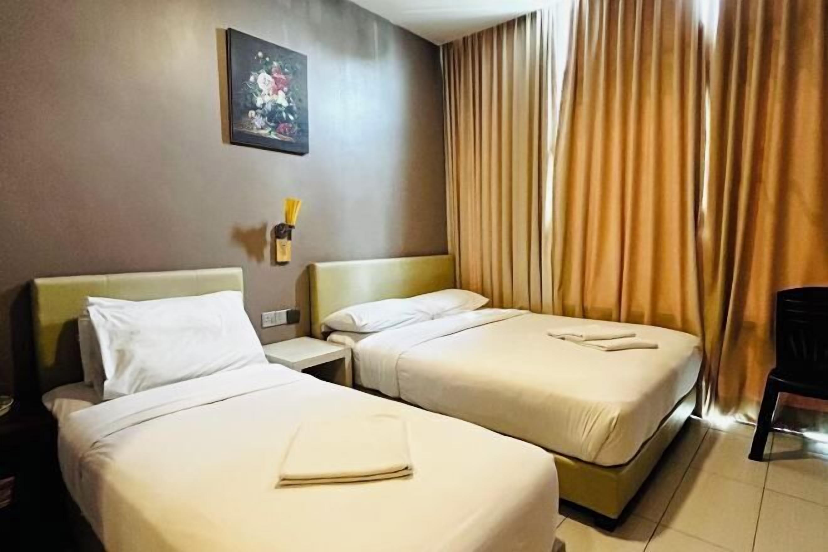 Seterika/papan seterika, Wi-fi percuma 