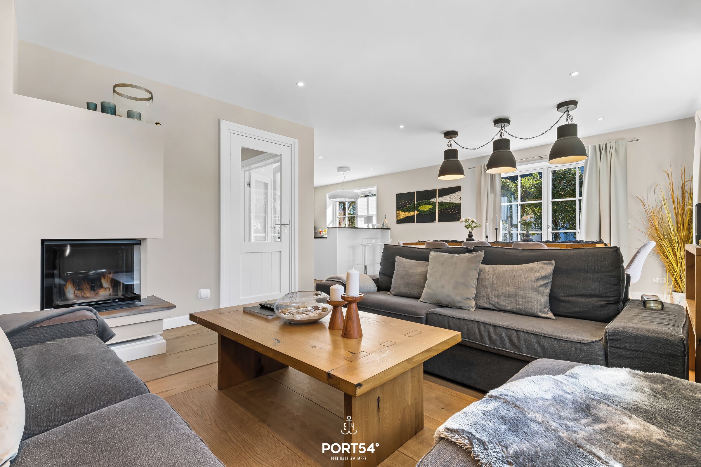 Tv, pejs, dvd-afspiller, stereoanlæg