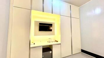 جناح | المنشأة من الداخل