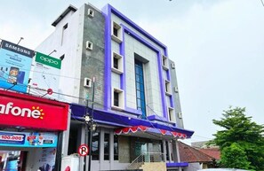 Exterior - The Grand Hotel Ciamis (Ciamis)