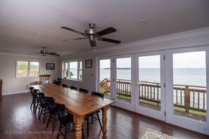 Dining - Lake Front Home on beautiful Lake Champlain; Sleeps 20 & great for families (Plattsburgh)