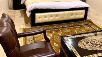 Sistema de insonorización, tabla de planchar con plancha y wifi gratis