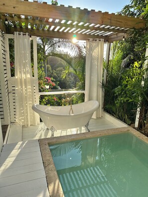 Terrace/patio - Private Pool Suite with outdoor tub in Rincon (Rincón)