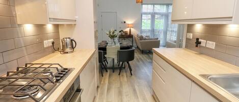 Fridge, microwave, oven, dishwasher