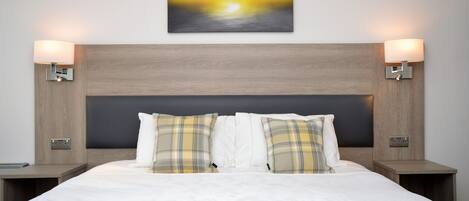 1 chambre, fer et planche Ă repasser, Wi-Fi, draps fournis