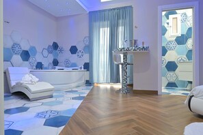 Luxury Room, Private Pool | In-room safe, blackout curtains, soundproofing, free WiFi