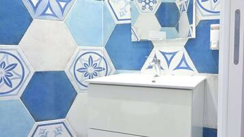 Luxury Room, Private Pool | Bathroom | Hair dryer, towels, soap, shampoo