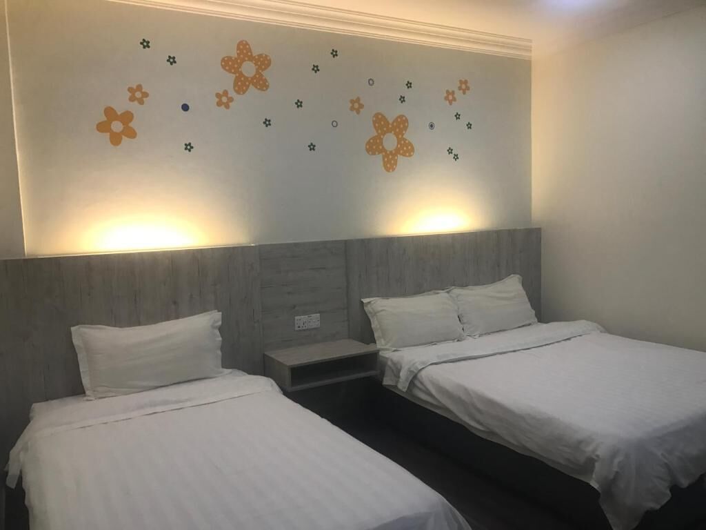 Tabla de planchar con plancha y wifi gratis 