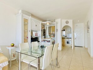 Dining - Apartment in Roses, near beach, includes parking (Roses)