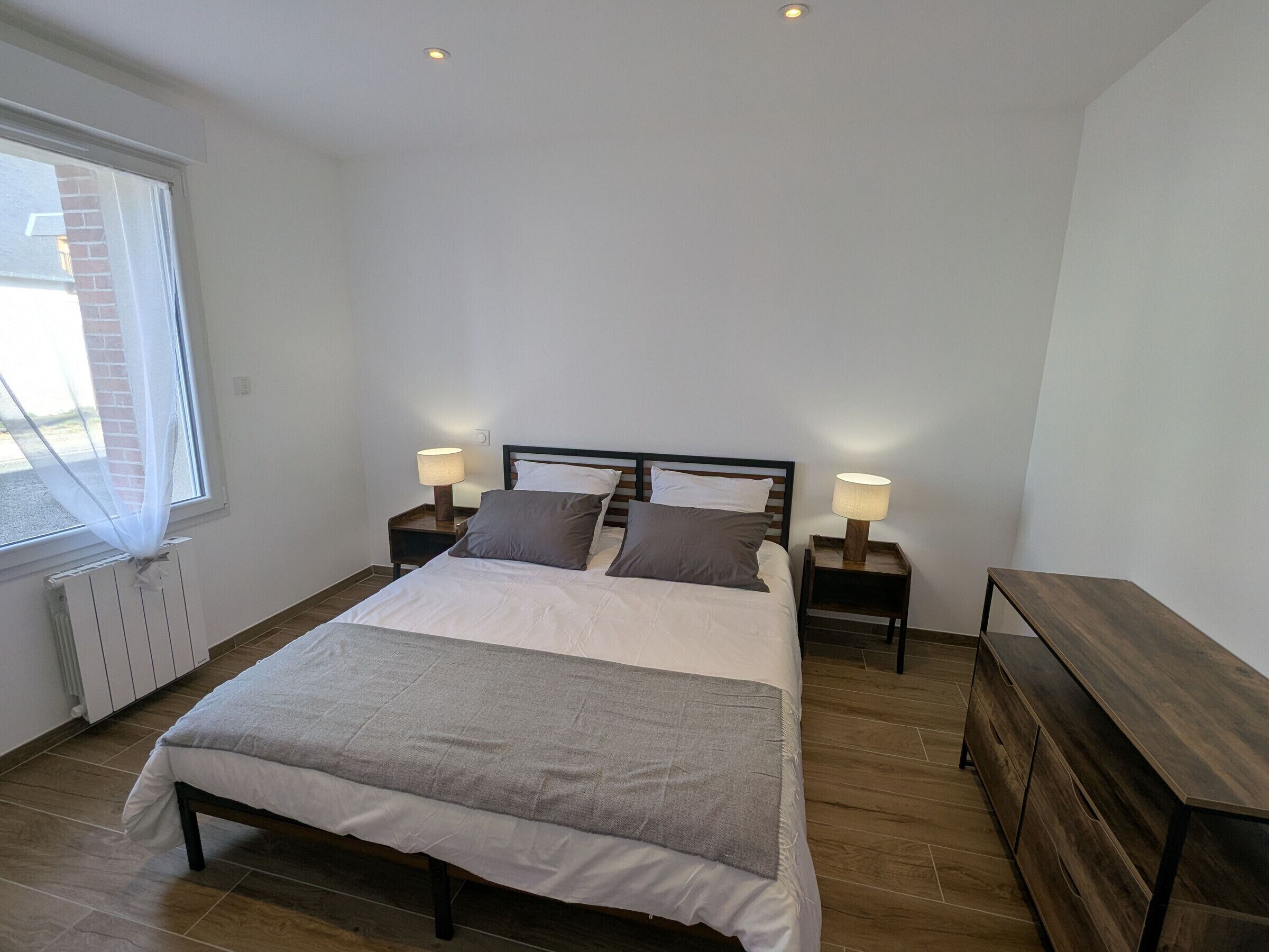 Accès au Wi-Fi (inclus), literie fournie