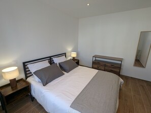 2 dormitorios, wifi gratis, ropa de cama