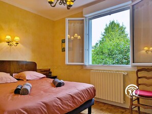 3 chambres, Wi-Fi gratuit, draps fournis