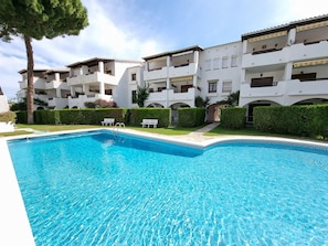 Pool - Apartment in L'Escala with pool and parking, 600m from the beach (L'Escala)