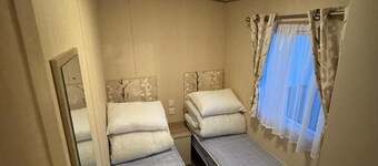 3 Bedroom, Lyons Oakfield, Towyn, Pets Welcome