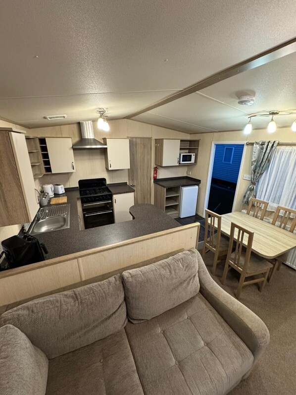 Interior - 3 Bedroom, Lyons Oakfield, Towyn, Pets Welcome (Rhyl)