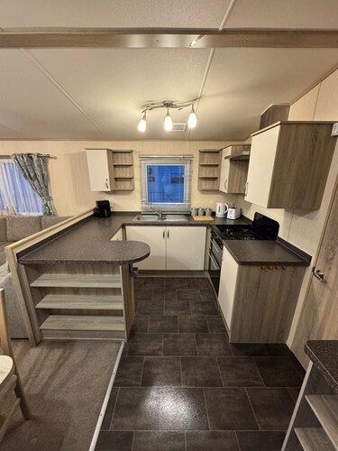 3 Bedroom, Lyons Oakfield, Towyn, Pets Welcome