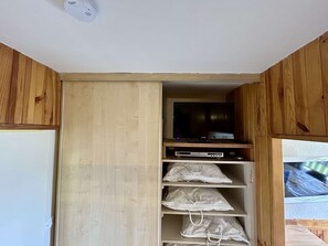 Interior - Studio for 4 on slopes with free WiFi (Le Dévoluy)