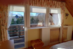 5 chambres, fer et planche à repasser, lit parapluie, Wi-Fi gratuit