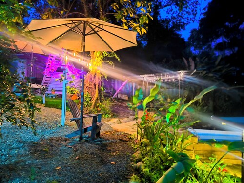 Monstera Forest Lodge #3