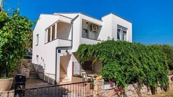 Apartment | Exterior