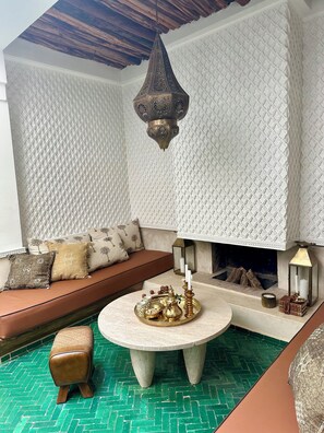 Luxury House, Patio, Courtyard View | Ruang tamu