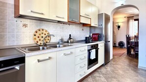 Unclassified image, 5 of 46, button - Casa Caterina - Spacious Sea-View Apart (La Ciaccia)