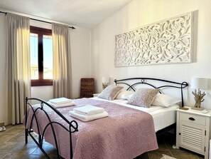 Condo Confort, vue sur la mer | Literie hypoallergénique, fer et planche à repasser