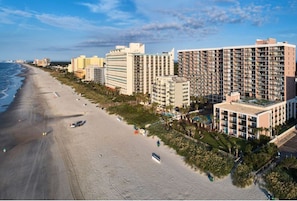 Beach nearby - Condo with Balcony Views Near SkyWheel, Aquarium & Myrtle Beach Board - 4 Units (Myrtle Beach)
