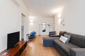 Apartment | Living room - On Trend Nightlife Studio 103 (Porto)