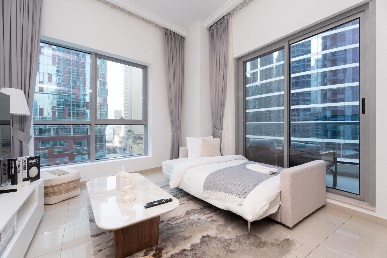 Ferros/tábuas de passar roupa, Wi-Fi de cortesia, roupa de cama